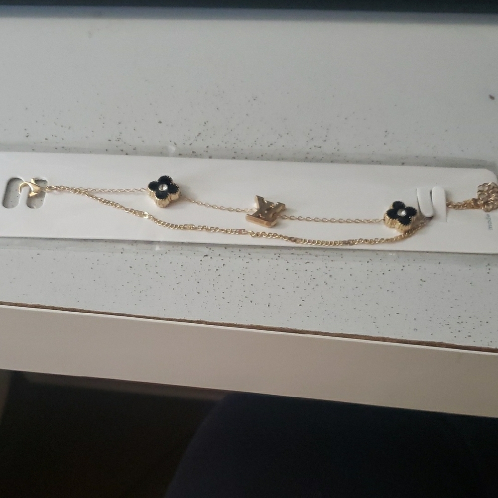 Chic Gold and Black Floral Bracelet